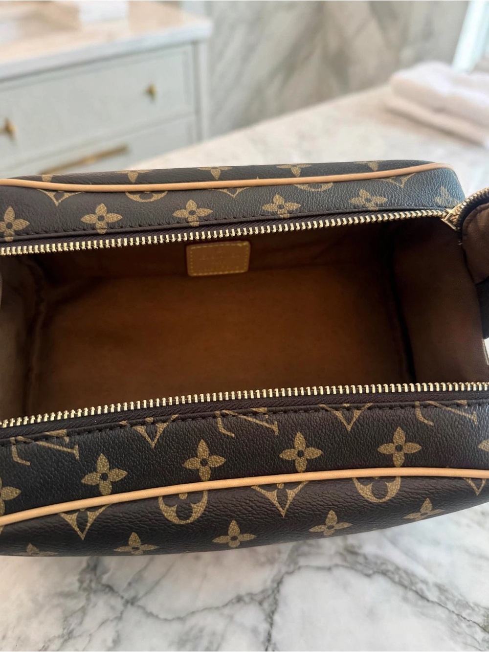 Brown Monogram Canvas Toiletry bag - Picture 5 of 13